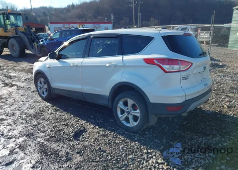 2015 Ford Escape Se z USA, uszkodzony, nr VIN 1FMCU9GX0FUA75836